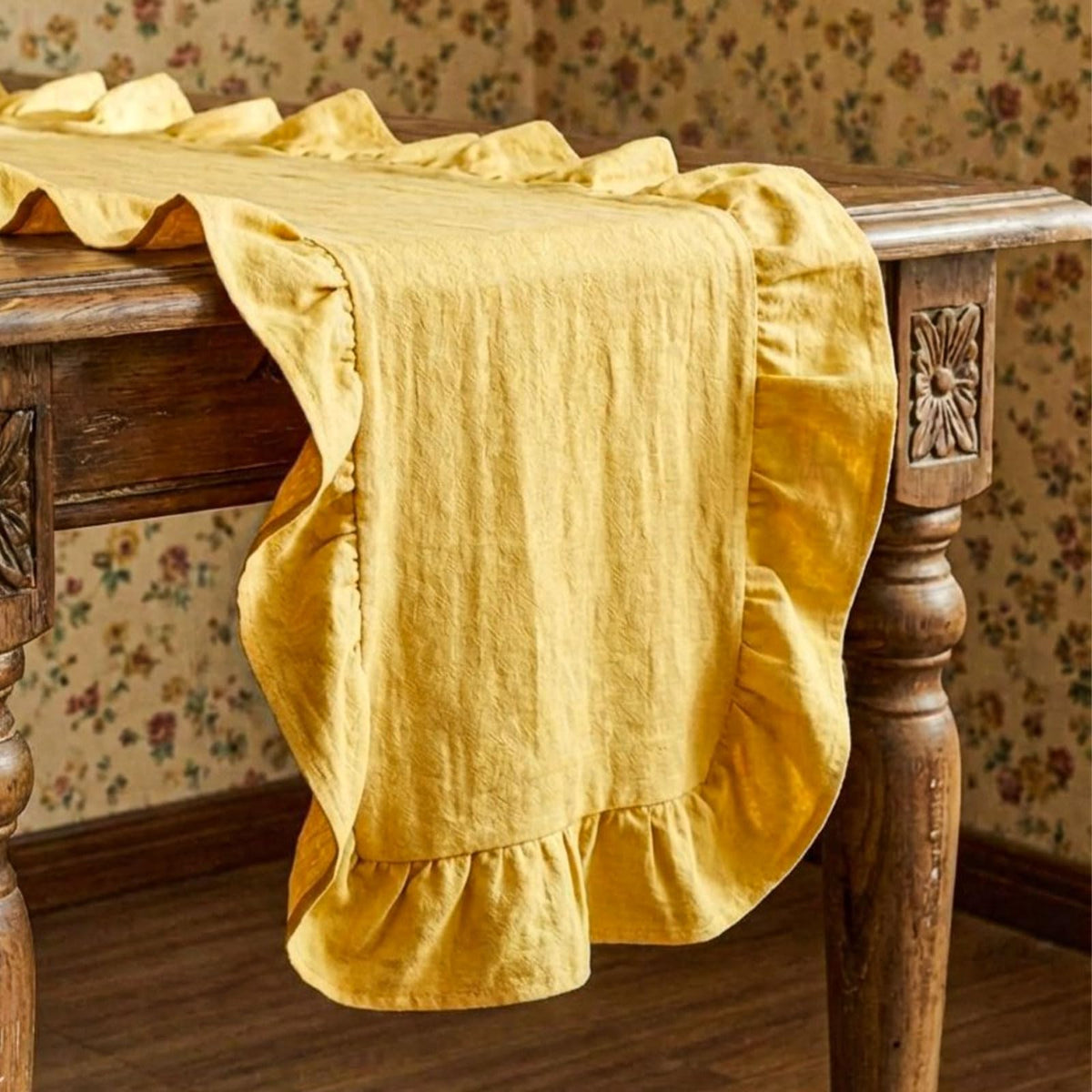 HunnmingRe Table Runner Farmhouse Ruffled Scalloped 14 x 72 Inch, White