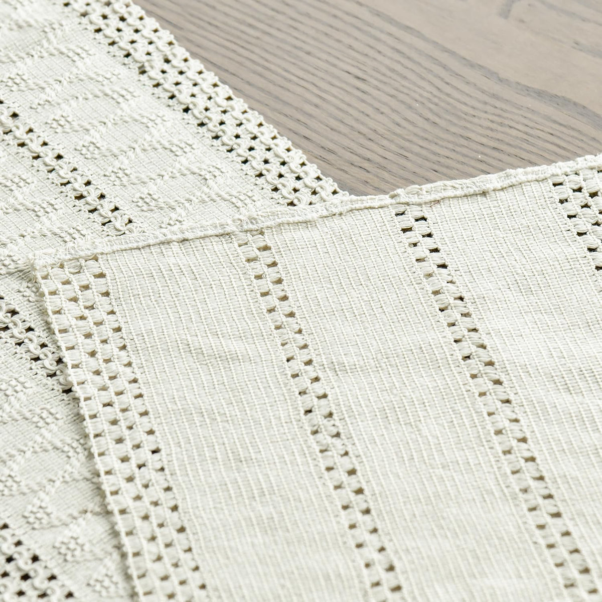 Artoid Mode Beige Woven Farmhouse Hollow Table Runner 12x72 Inch