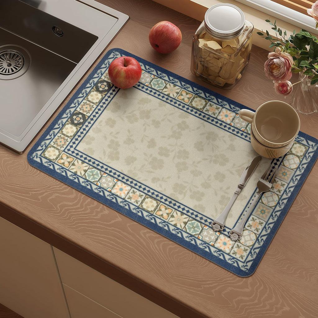 Vinyl Placemats Set of 4-12x17 Inch - Heat Resistant Washable Place Mats Waterproof Non-Slip Wipeable Table Mats for Dining Table Decor, Spring Outdoor Plastic Placemat