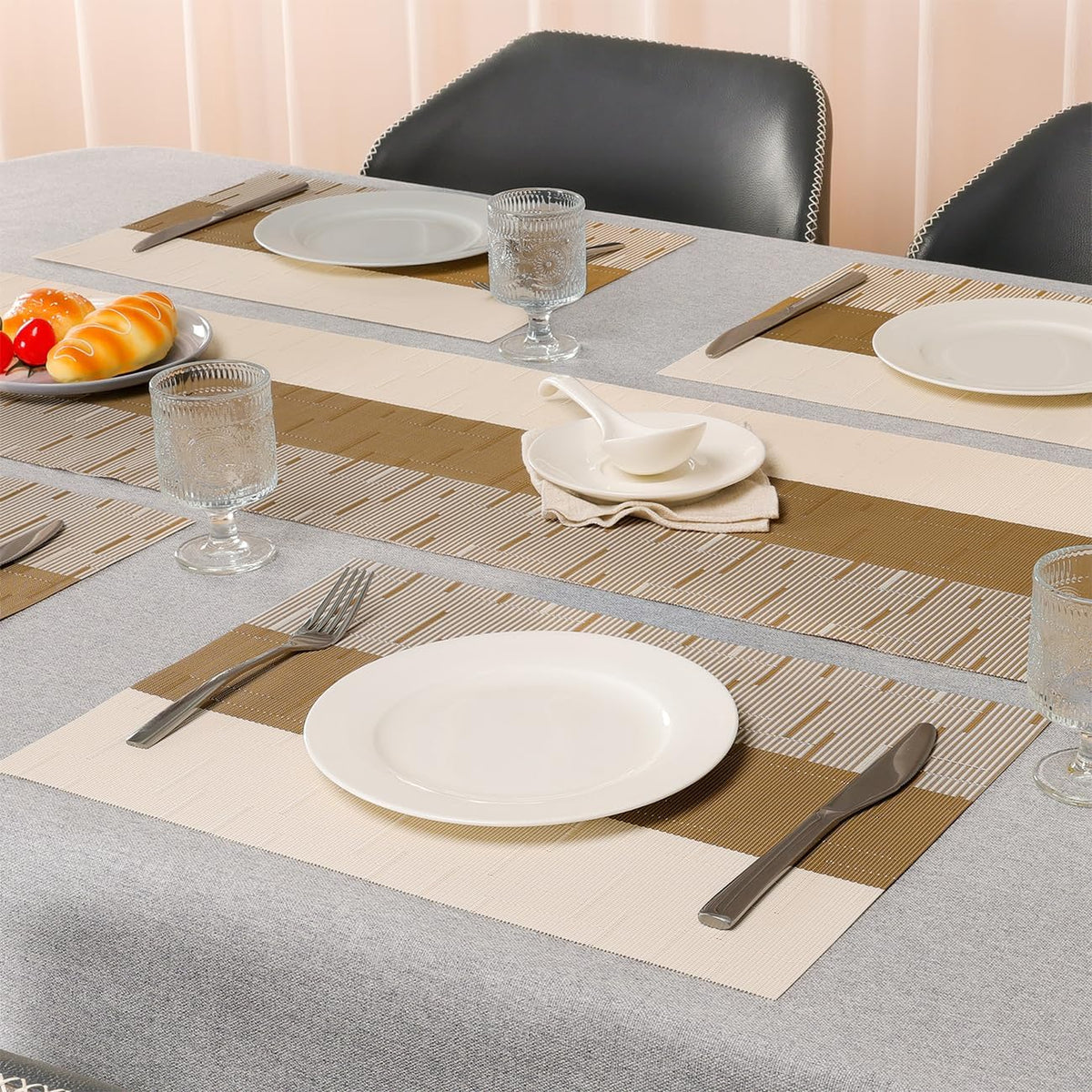 Placemats Set of 8, Vinyl Woven Heat-Resistant Place Mats