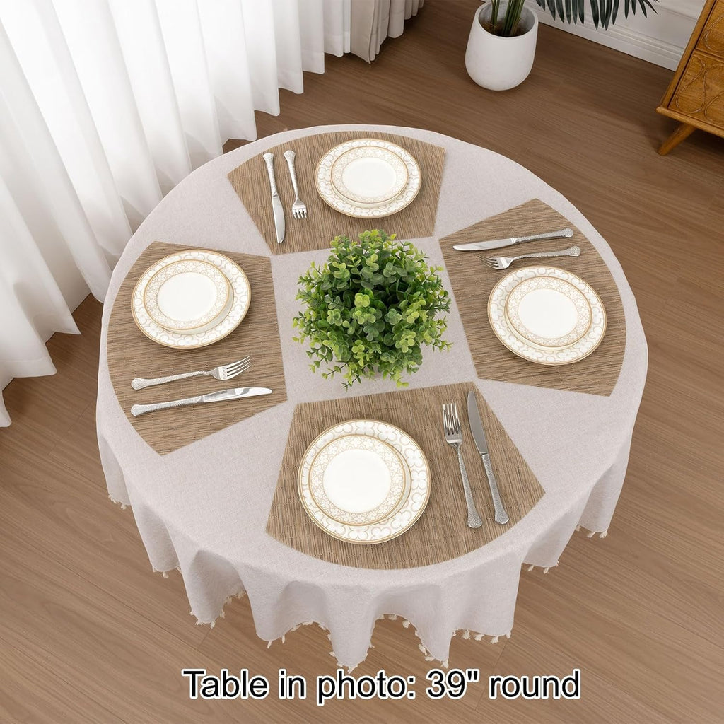 SHACOS Wedge Shape Placemats Set of 4 Woven Vinyl Placemat for Round Table