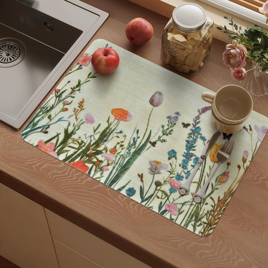 Vinyl Placemats Set of 4-12x17 Inch - Heat Resistant Washable Place Mats Waterproof Non-Slip Wipeable Table Mats for Dining Table Decor, Spring Outdoor Plastic Placemat