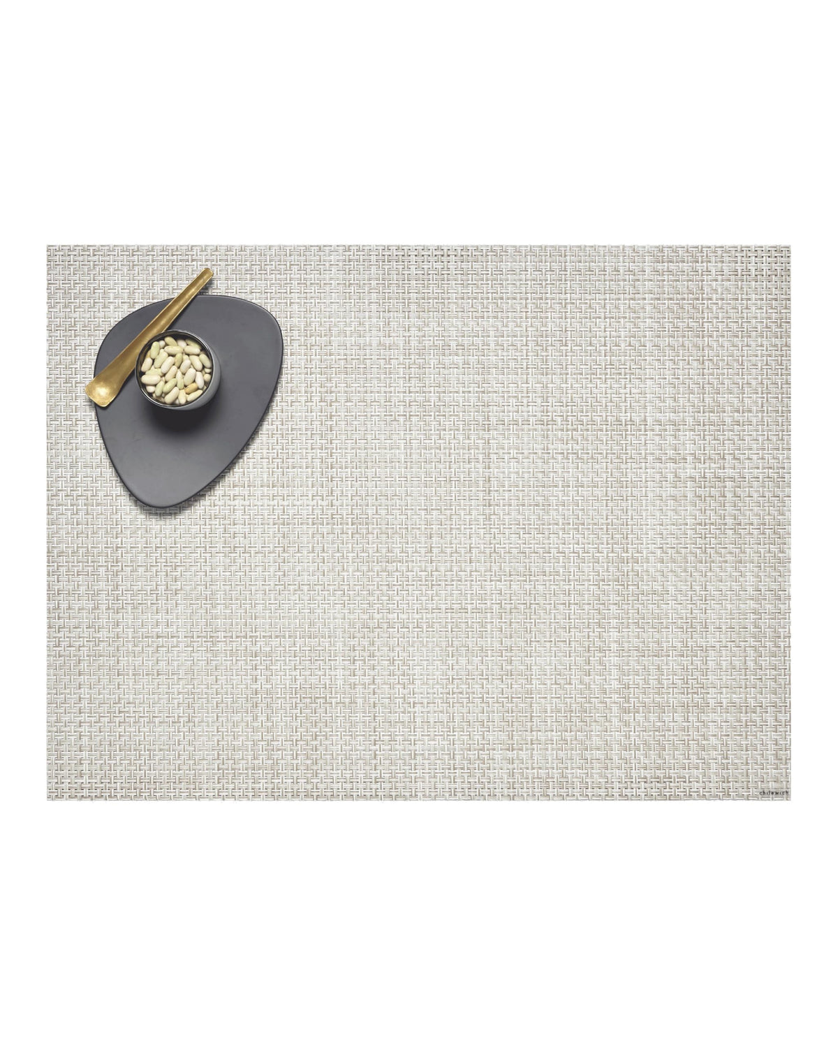 Chilewich Basketweave Placemats, Woven Round Placemats Set of 4