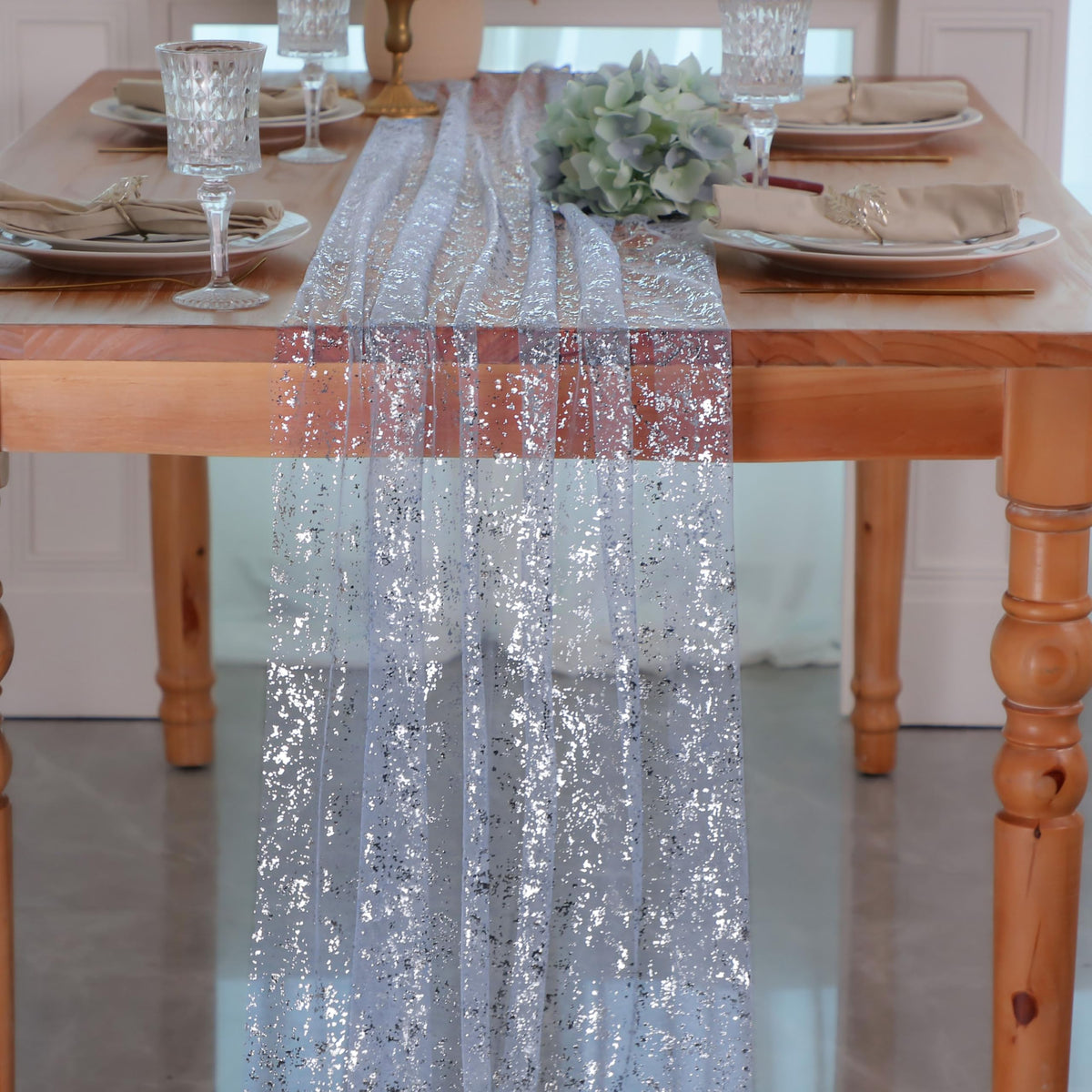 Snowkingdom 6Pcs 10 Ft Gold Table Runners, Sheer Chiffon Tulle Cheesecloth Golden Sequin Glitter Metallic Foil, Gold Party Table Decoration Centerpiece for Wedding Birthday Anniversary Christmas