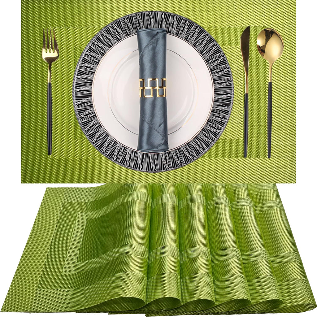 PIGCHCY Placemats,Durable Placemats for Dining Table,Washable Woven Vinyl Kitchen Placemats Set of 4 (Brown)