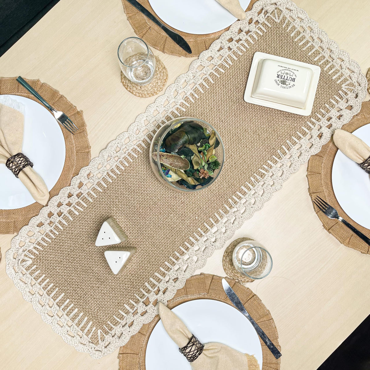 Chardin Home Set of 4 Jute Braided Oval Placemats – 13x19 Inch Rustic Natural Jute Table Mats | Handwoven Boho Farmhouse Style | Eco-Friendly Artisan Dining Decor