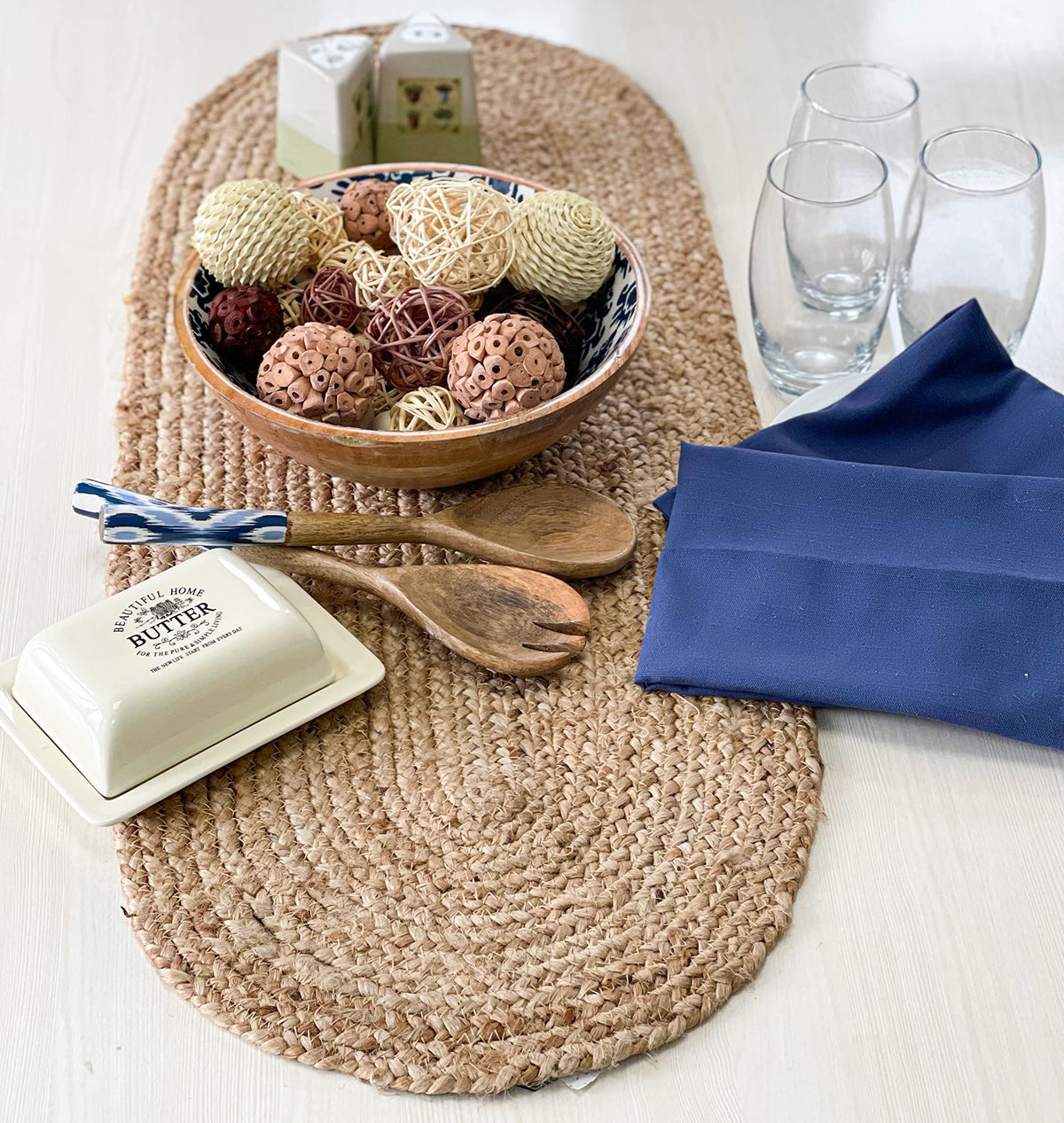 Chardin Home Set of 4 Jute Braided Oval Placemats – 13x19 Inch Rustic Natural Jute Table Mats | Handwoven Boho Farmhouse Style | Eco-Friendly Artisan Dining Decor