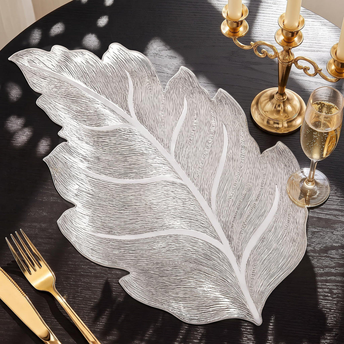 FAVE Gold Vinyl Placemats Set of 6, Washable Leaf Patterned Table Mats